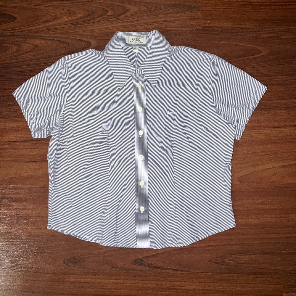 Stripped, Cropped GUESS slogan shirt